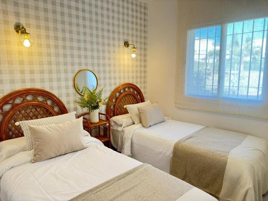 Nuevo Torrox Deluxe Beach & Piscina Exterior foto